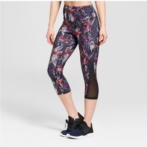 Champion -C9 Cropped Pattered Legging with Accent Sheer Details